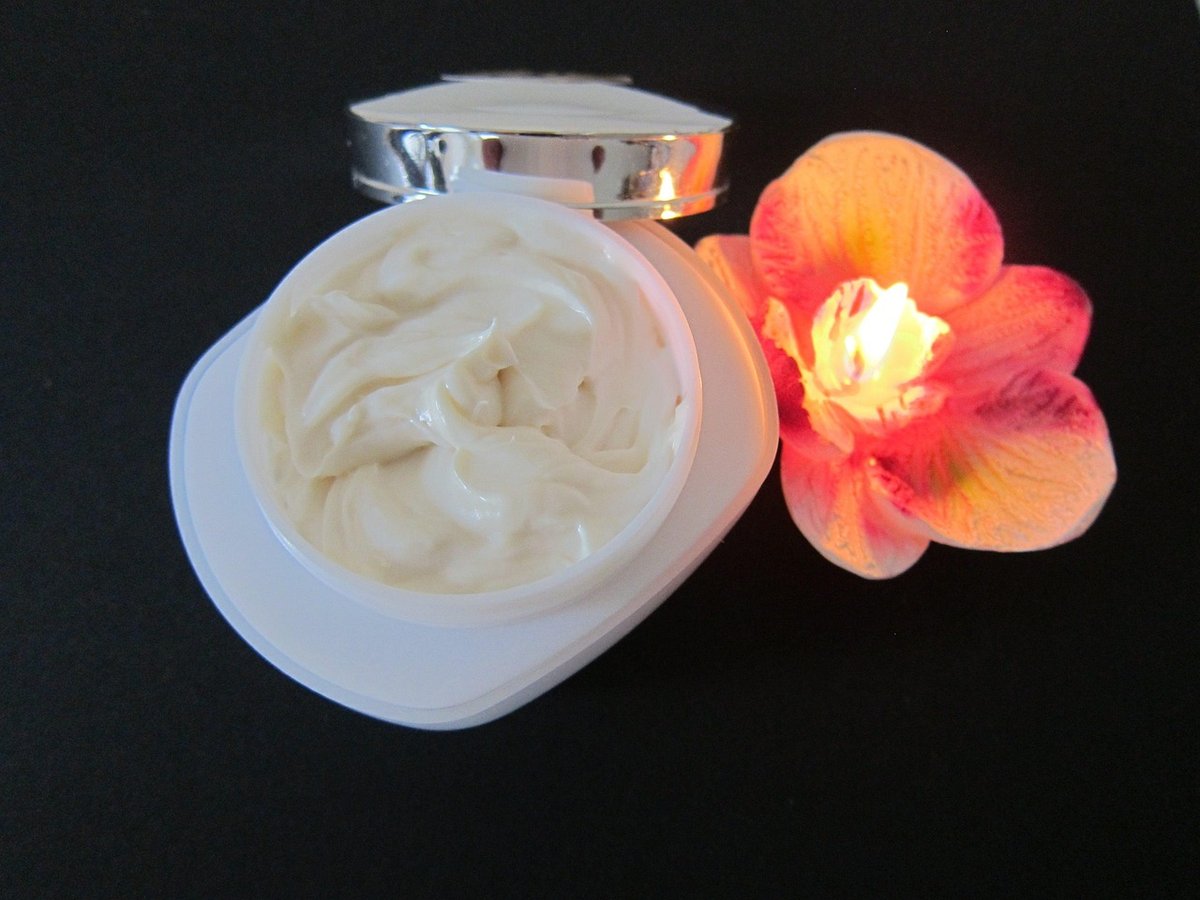 10 Best Luxury Night Creams to Transform Your Skin Overnight
