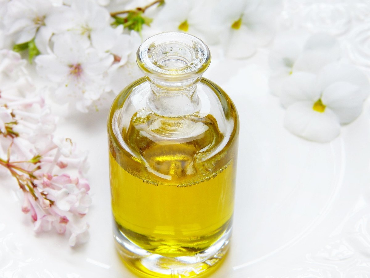 Best Organic Face Oils for a Natural and Healthy Radiance