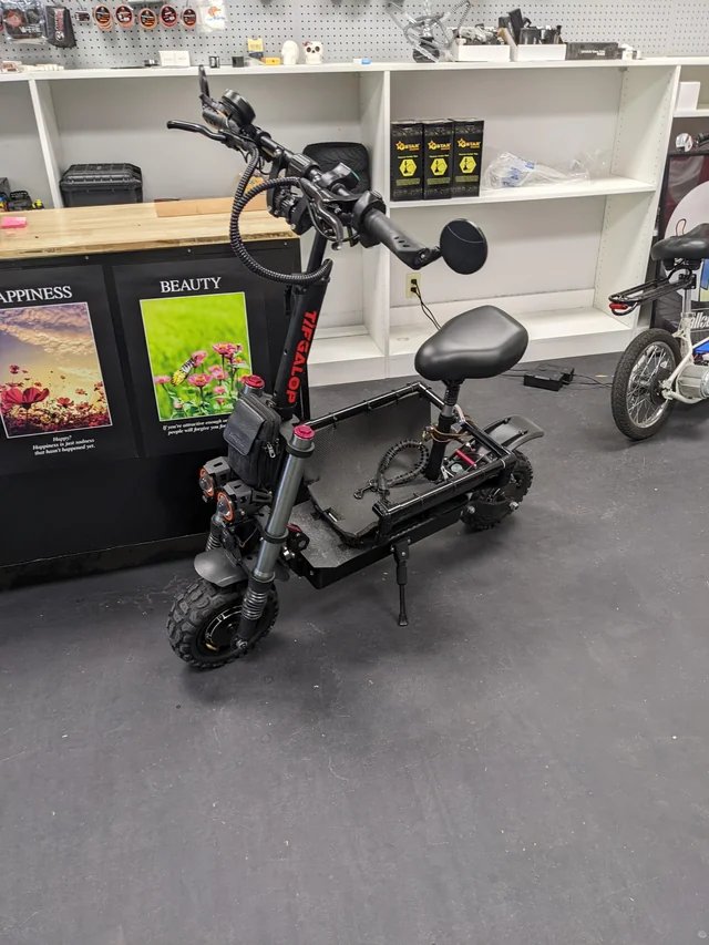 TIFGALOP: Revolutionizing Urban Mobility with High-Performance Electric Scooters