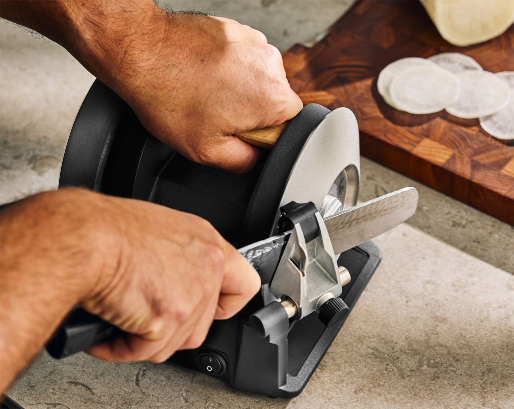 Tormek T-1 Kitchen Knife Sharpener in Carbon Black: Precision Meets Modern Design