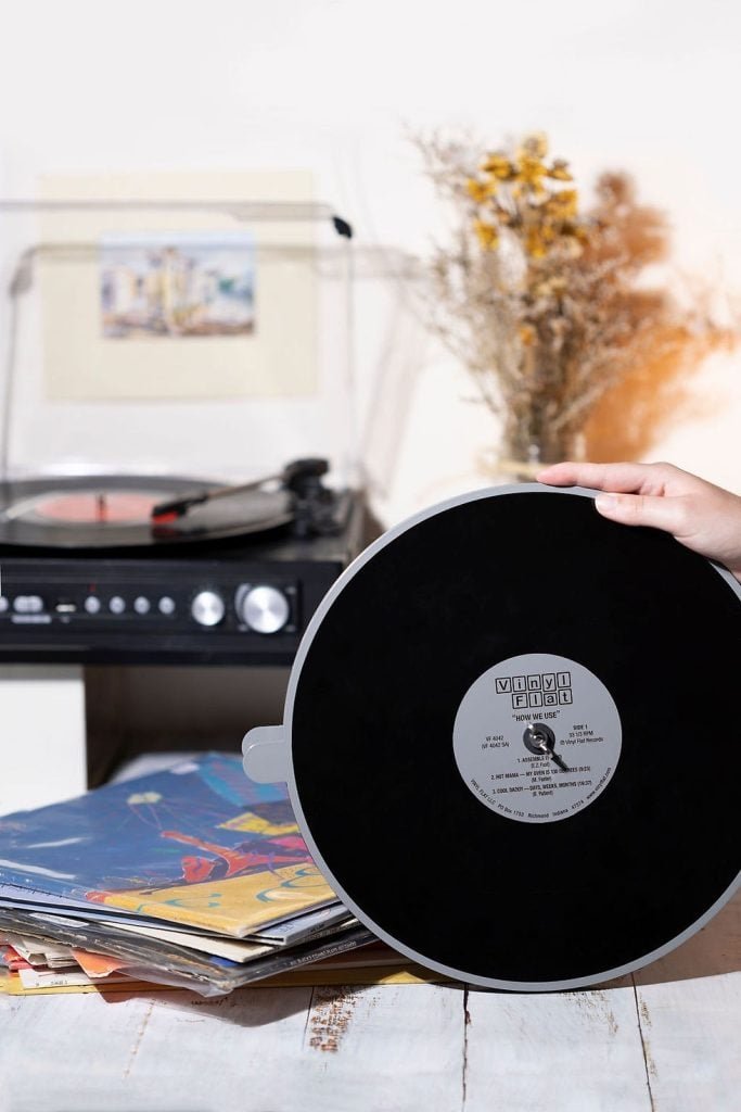 Read more about the article Revive Your Vinyl Collection with the Vinyl Flat Record Flattener